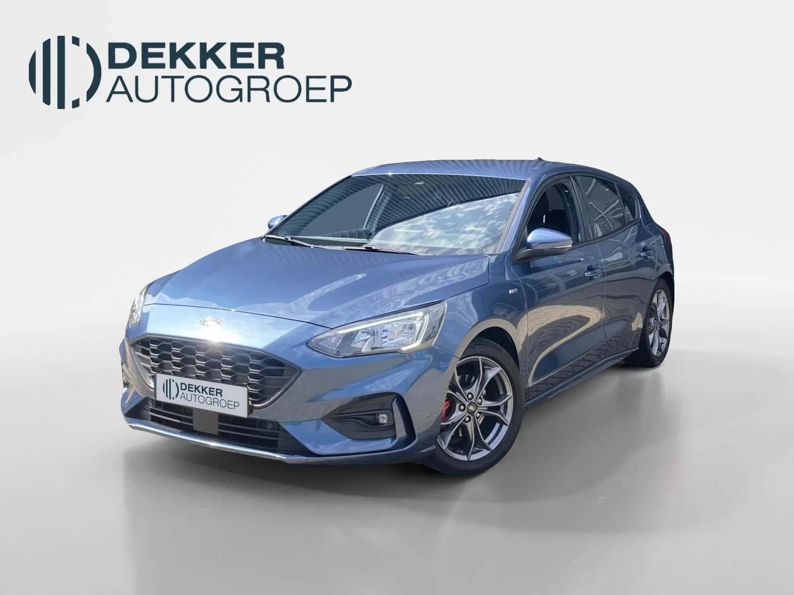 Ford Focus (2021) — foto 1