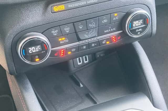 Ford Focus (2021) thumbnail 21