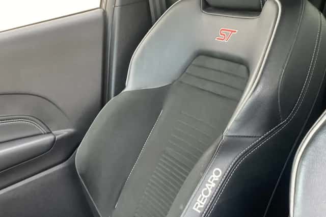 Ford Fiesta (2019) thumbnail 17