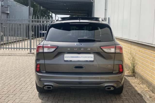 Ford Kuga (2023) thumbnail 6