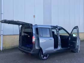 Ford Tourneo Courier (2025) thumbnail 15