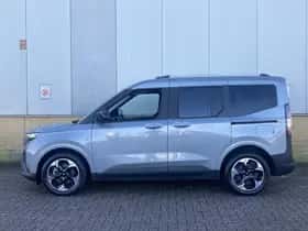 Ford Tourneo Courier (2025) thumbnail 3