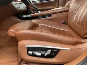 BMW 7-Serie (2015) thumbnail 14