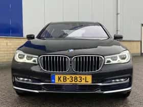BMW 7-Serie (2015) thumbnail 4