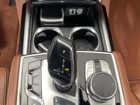 BMW 7-Serie (2015) thumbnail 33