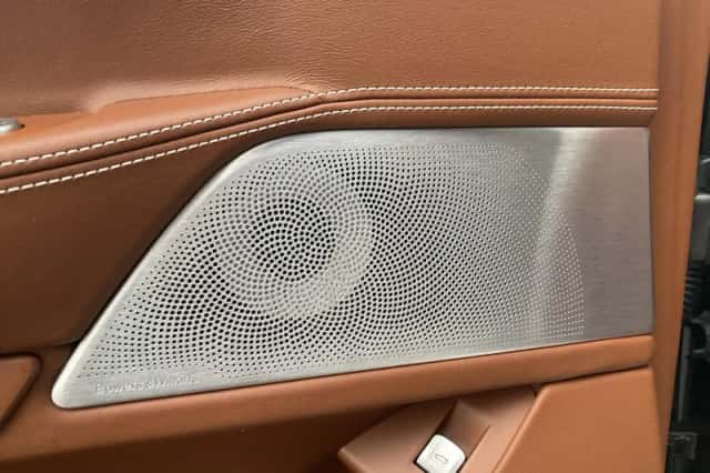 BMW 7-Serie (2015) thumbnail 35