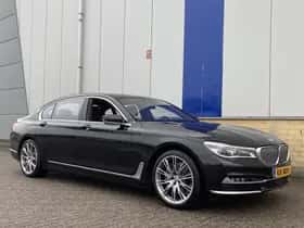 BMW 7-Serie (2015) thumbnail 5