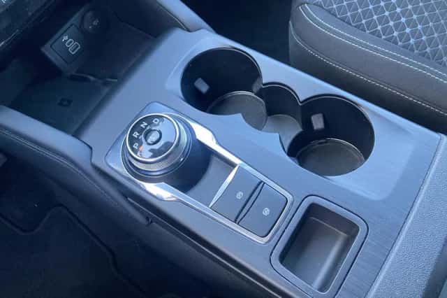 Ford Kuga (2024) thumbnail 21