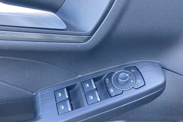 Ford Kuga (2024) thumbnail 10