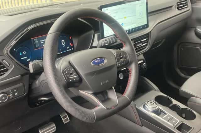 Ford Kuga (2025) thumbnail 11