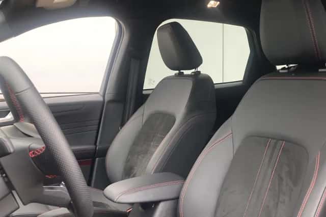 Ford Kuga (2025) thumbnail 12