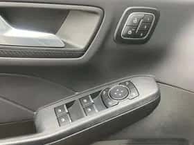 Ford Kuga (2025) thumbnail 16