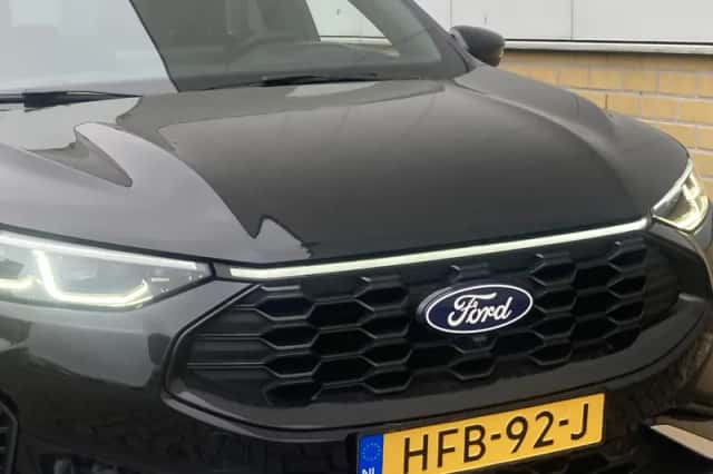Ford Kuga (2025) thumbnail 5