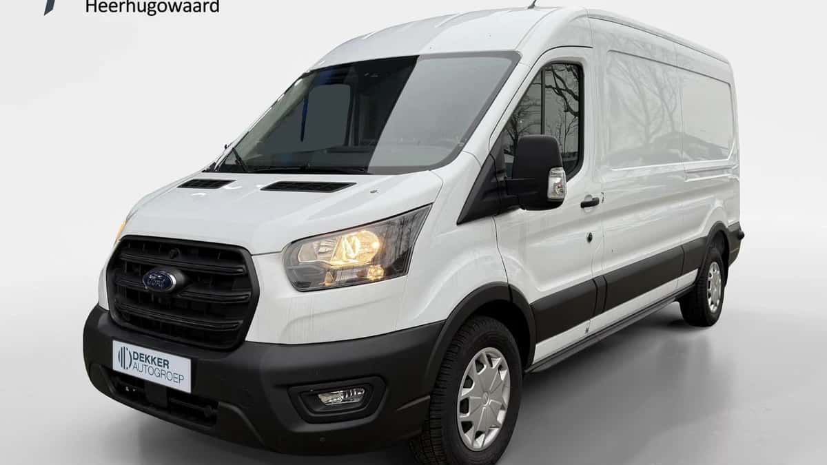 Ford Transit (2024) — foto 1