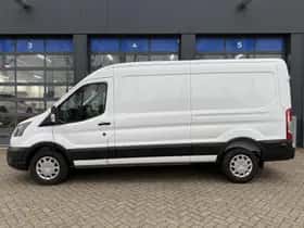 Ford Transit (2024) thumbnail 3