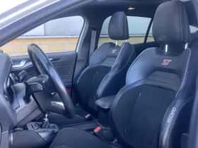 Ford Focus (2020) thumbnail 12