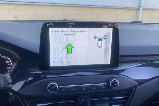 Ford Focus (2020) thumbnail 19