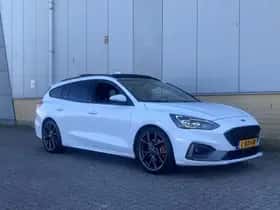 Ford Focus (2020) thumbnail 5
