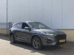 Ford Kuga (2023) thumbnail 4