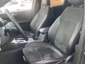 Ford Kuga (2023) thumbnail 9