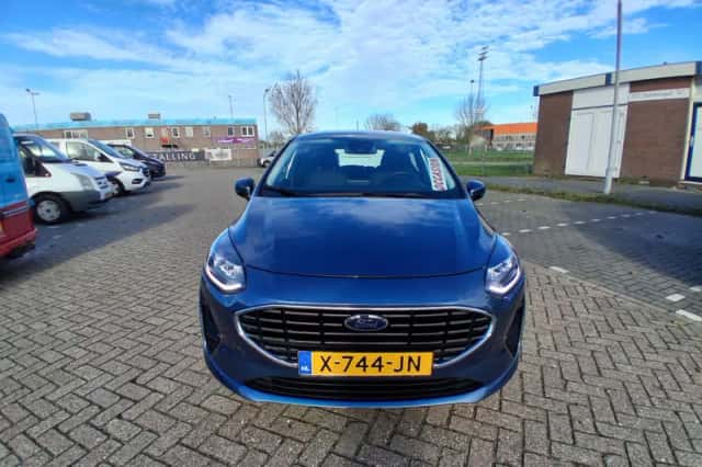 Ford Fiesta (2023) thumbnail 2