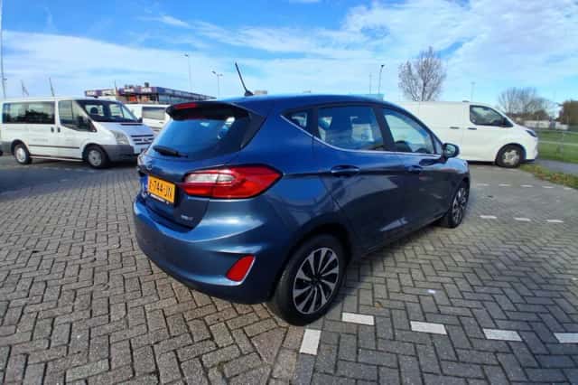 Ford Fiesta (2023) thumbnail 5
