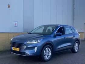 Ford Kuga (2022) thumbnail 3