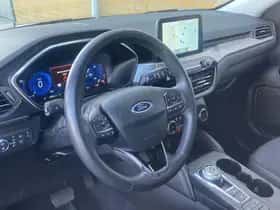 Ford Kuga (2022) thumbnail 10
