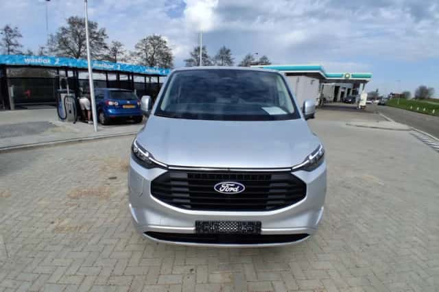 Ford Transit Custom (2026) thumbnail 3