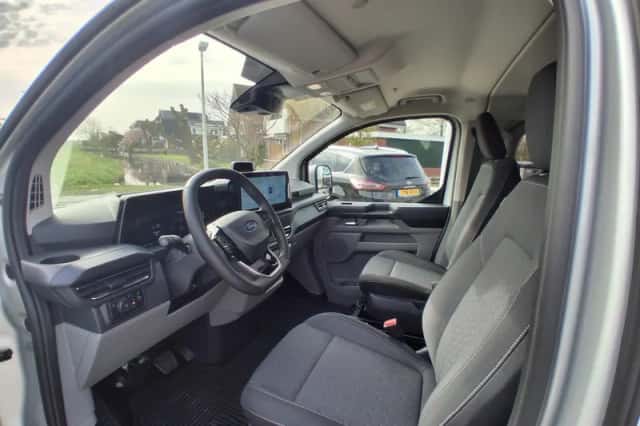 Ford Transit Custom (2026) thumbnail 25