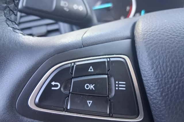 Ford EcoSport (2018) thumbnail 35
