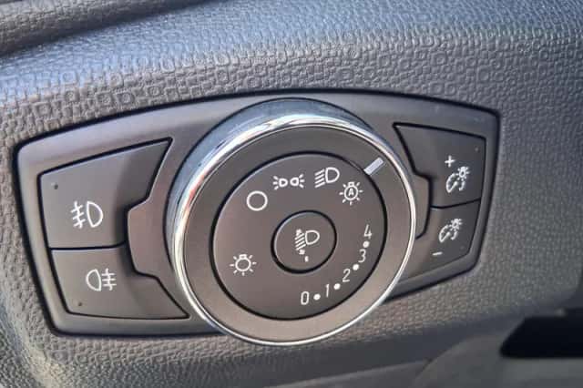Ford EcoSport (2018) thumbnail 47