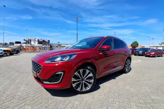 Ford Kuga (2022) thumbnail 2