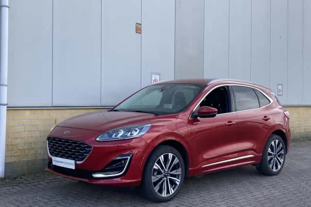 Ford Kuga (2022) thumbnail 2