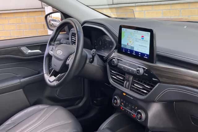 Ford Kuga (2022) thumbnail 26