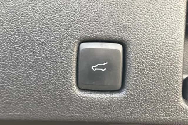 Ford Kuga (2022) thumbnail 27