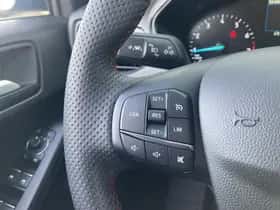 Ford Focus (2023) thumbnail 18