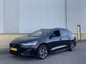 Ford Focus (2023) thumbnail 3