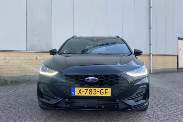 Ford Focus (2023) thumbnail 4