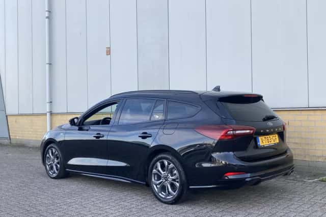 Ford Focus (2023) thumbnail 8