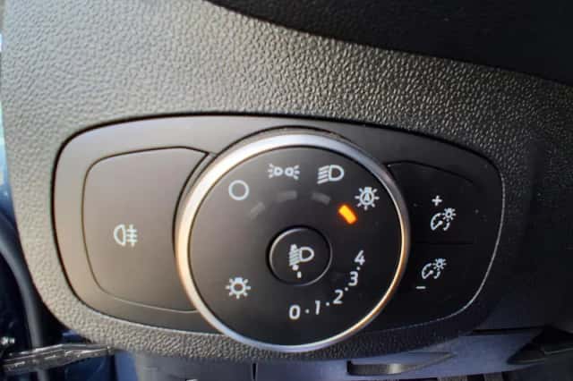 Ford Fiesta (2023) thumbnail 18