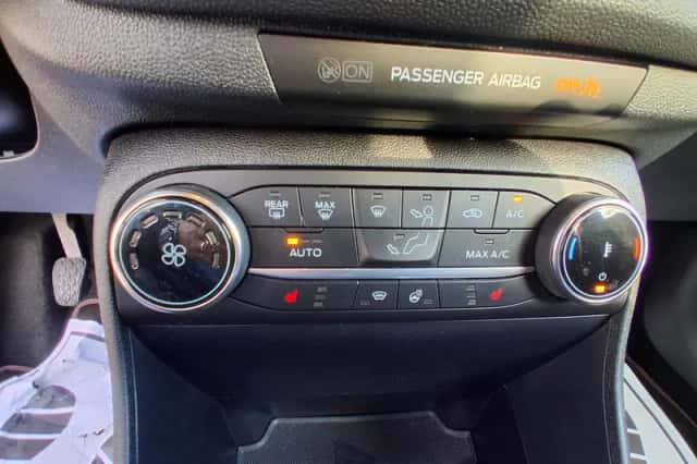 Ford Fiesta (2023) thumbnail 25