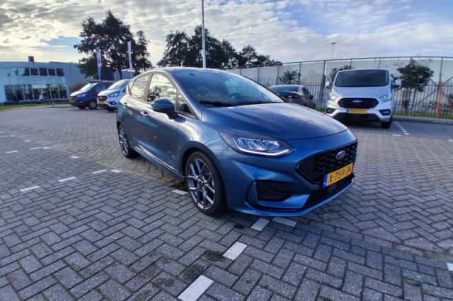 Ford Fiesta (2023) thumbnail 4