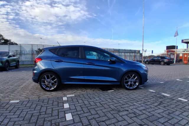 Ford Fiesta (2023) thumbnail 5