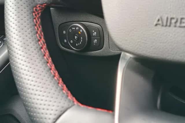 Ford Focus (2024) thumbnail 25