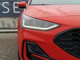 Ford Focus (2024) thumbnail 4