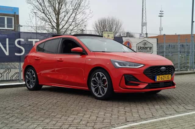 Ford Focus (2024) thumbnail 6