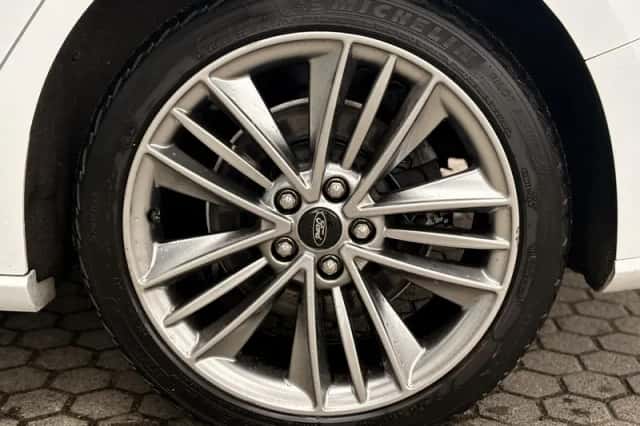 Ford Focus (2020) thumbnail 12