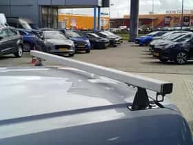 Ford Transit Courier (2022) thumbnail 7