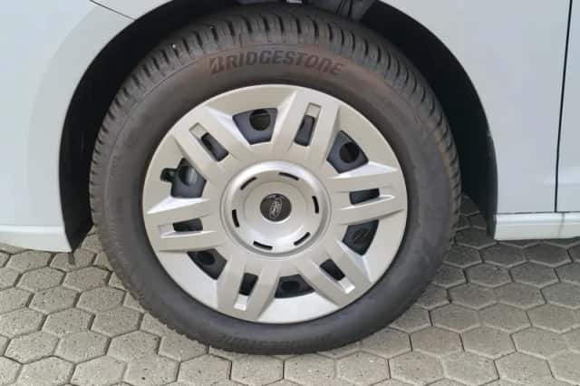 Ford Transit Connect (2024) thumbnail 7